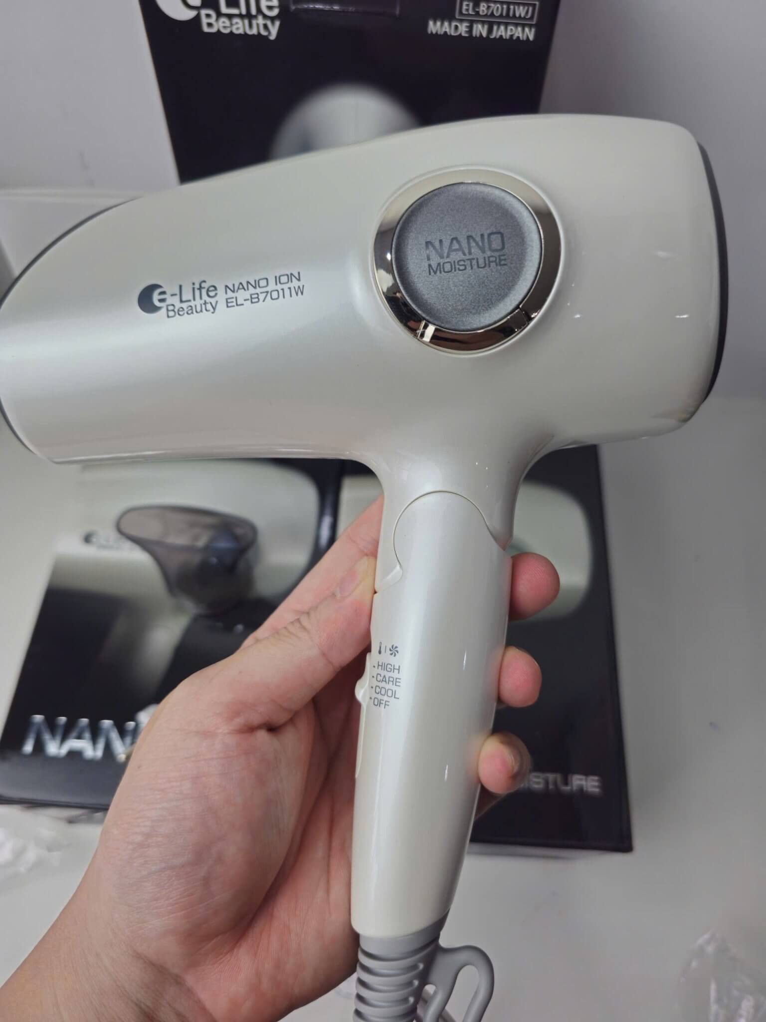 Máy Sấy Tóc E-Life Nano Ion Âm Made In Japan - 1300W - Điện 220V - Ảnh 10